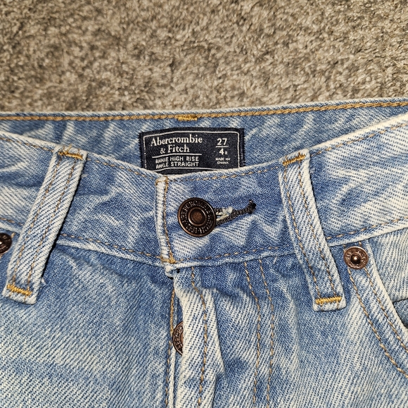 ABERCROMBIE & FITCH Women's Jeans - Picture 4 of 13